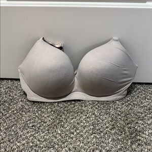 Elegant Seamless Bra - Light Gray